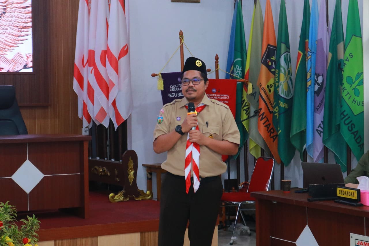 SOSIALISASI APLIKASI SIKAKAK (SISTEM INFORMASI KEANGGOTAAN KECAKAPAN KREATIF PRAMUKA) DI KWARDA JAMBI